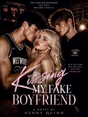 Kissing My Fake Boyfriend,Henny Quinn